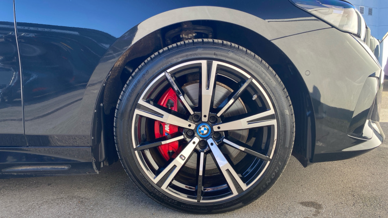 BMW i5 250kW eDrive40 M Sport Pro 84kWh 4dr Auto Electric Saloon